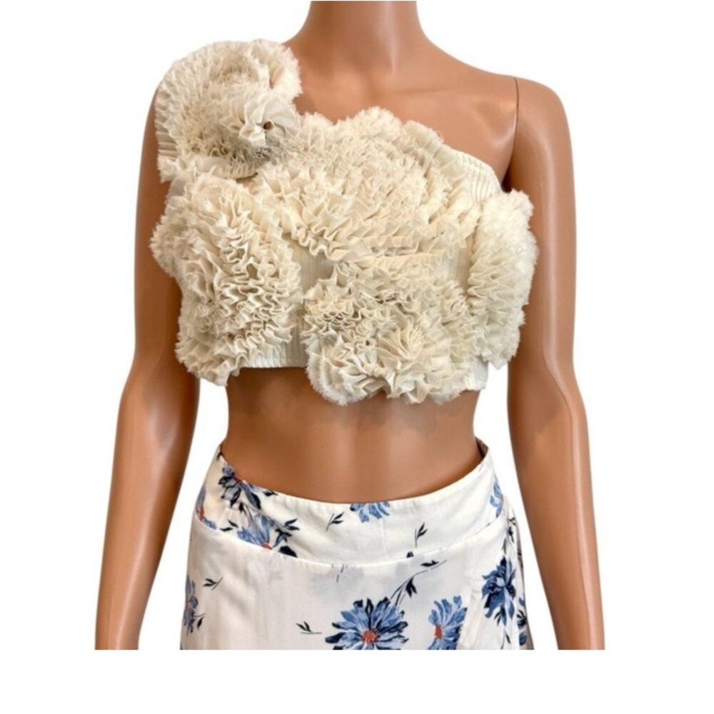 Zara medium 3D embossed floral appliqués ribbed crop top TS 3533